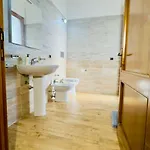 Maison élite Gest Short Rent Appartement